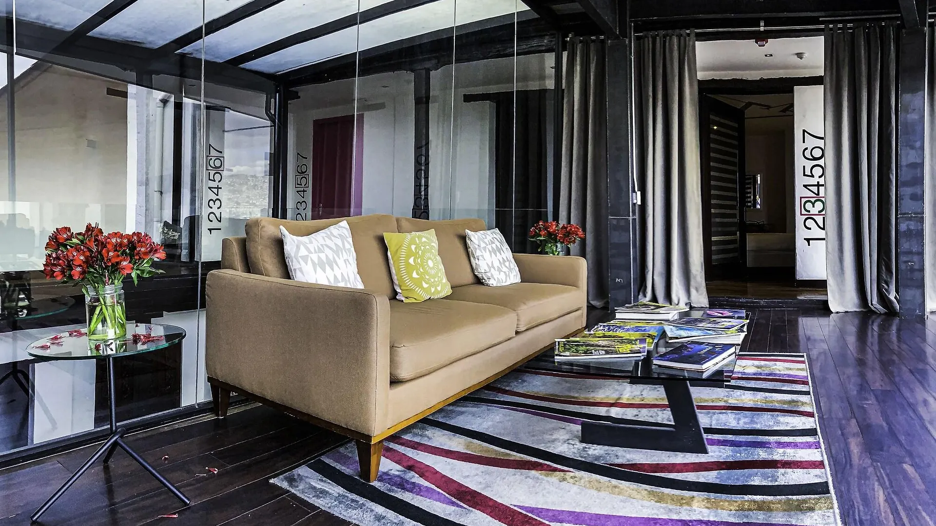 Hotel Casa Gardenia 키토