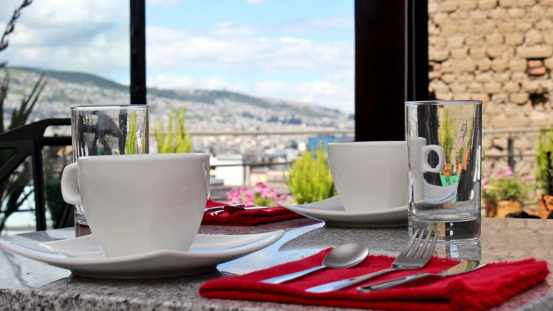 Hotel Casa Gardenia 키토