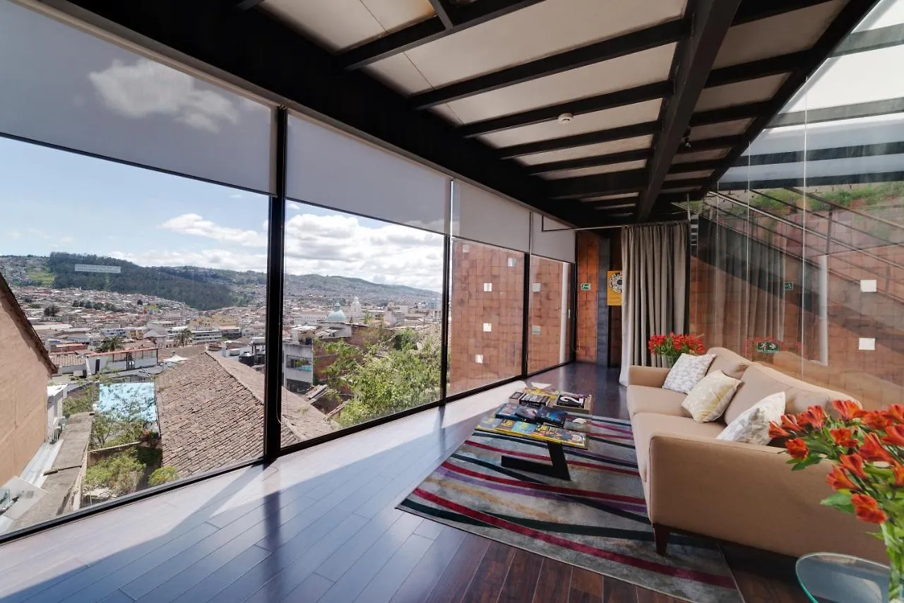 Hotel Casa Gardenia 키토