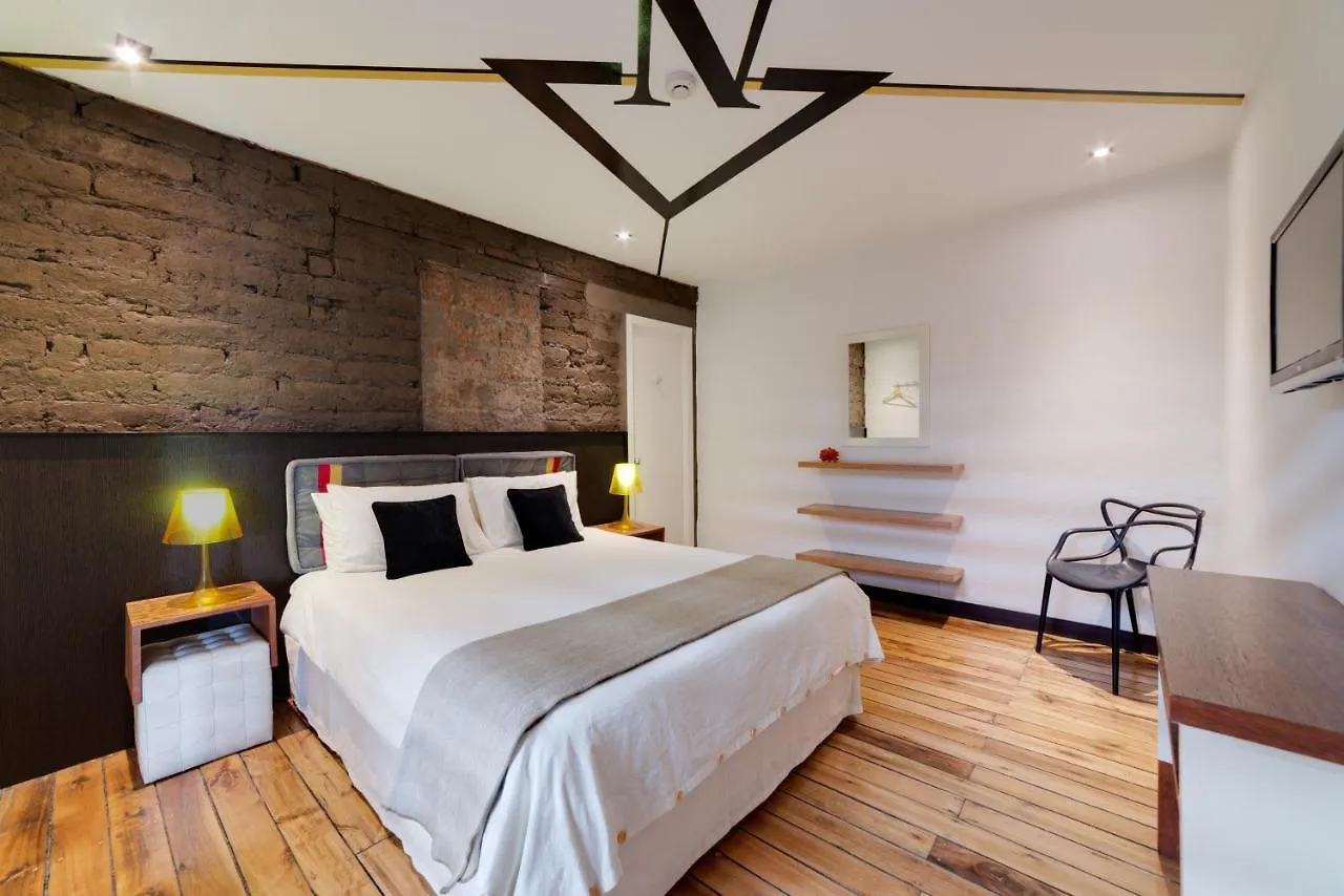 Hotel Casa Gardenia 키토 3*,