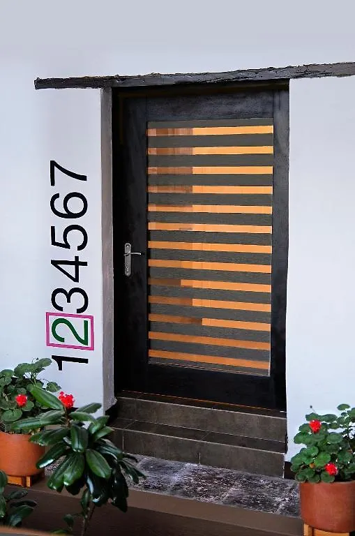 ***  Hotel Casa Gardenia Quito Ecuador